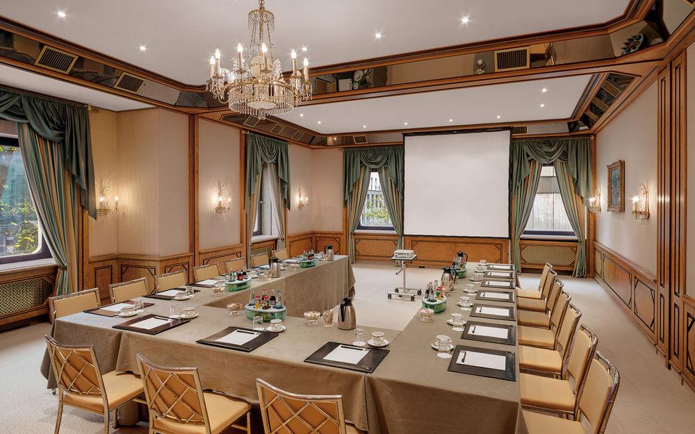 Hotel Koenigshof München Ngoại thất bức ảnh