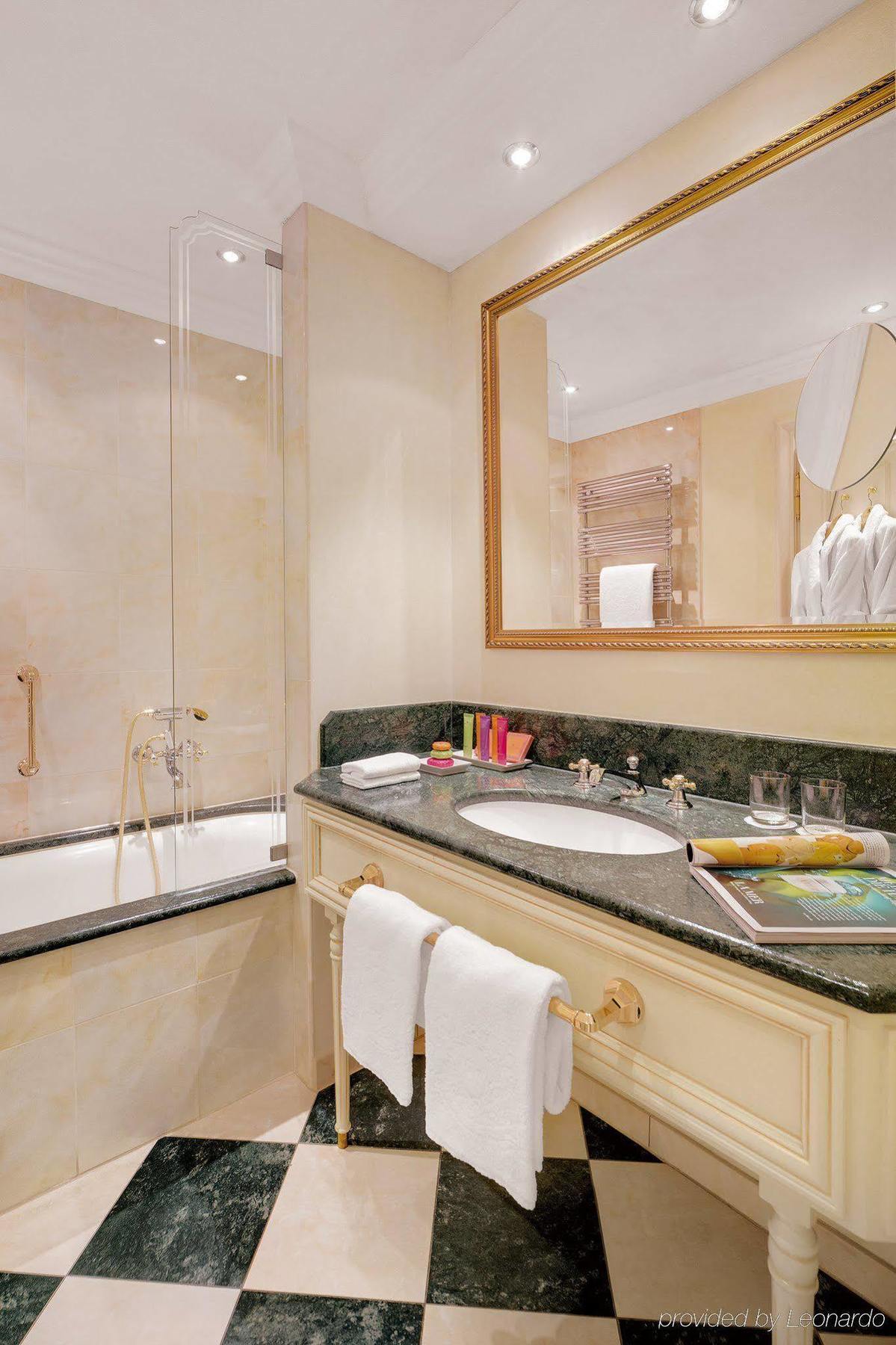 Hotel Koenigshof München Ngoại thất bức ảnh