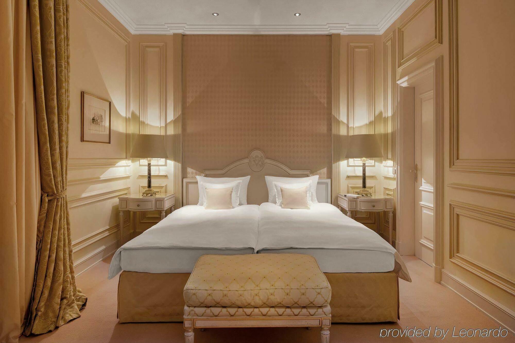 Hotel Koenigshof München Ngoại thất bức ảnh